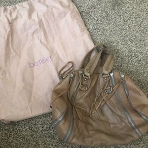 Cute handle bag